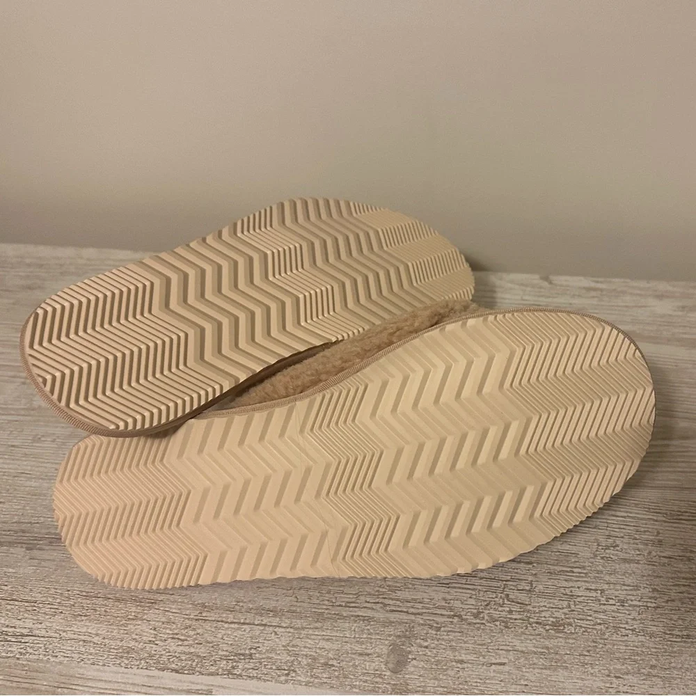 Sorel Go Mail Run Slippers - Picture 3 of 3